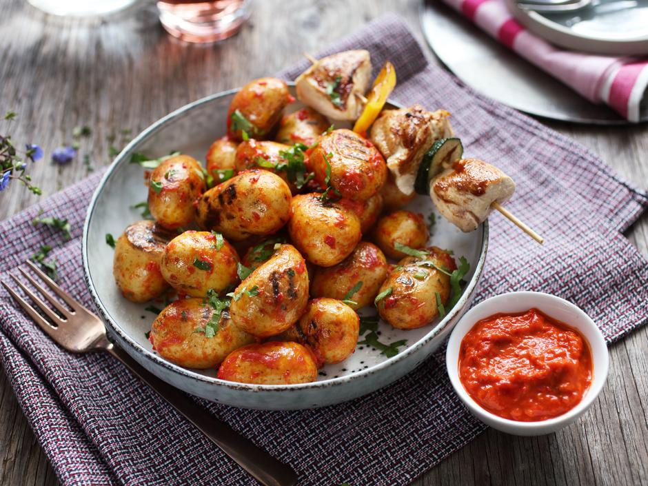 Heurige Kartoffeln mit Ajvar