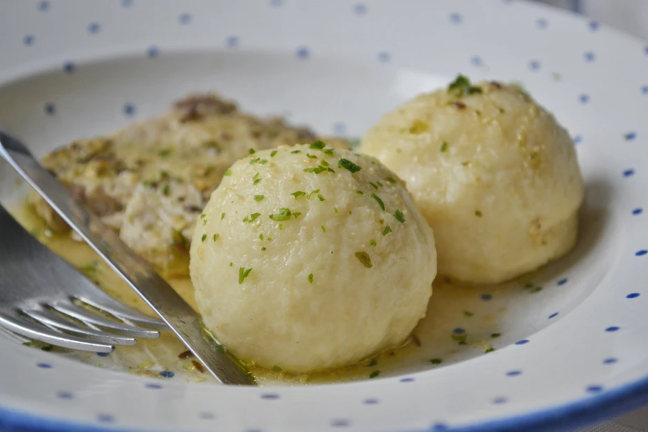 Mehlkn&ouml;del