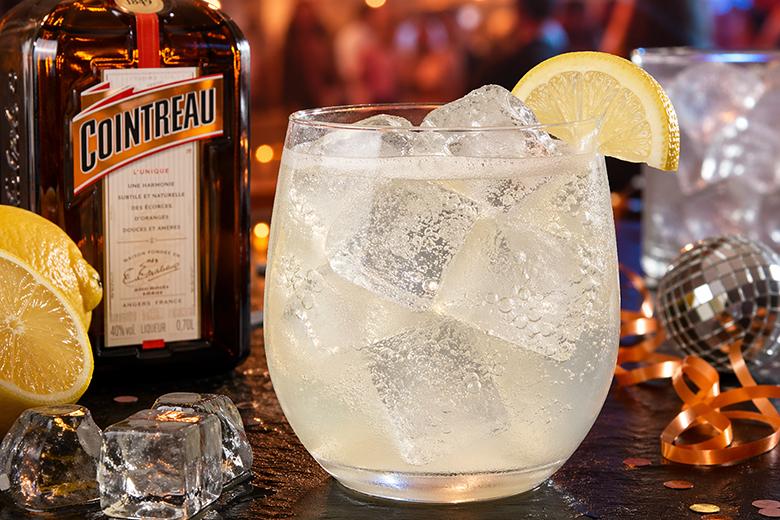 Cointreau Fizz