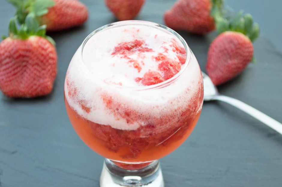 Erdbeeren mit Eiscreme