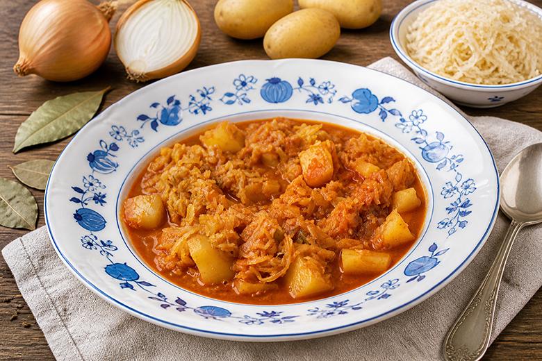 Vegetarisches Szegediner Gulasch
