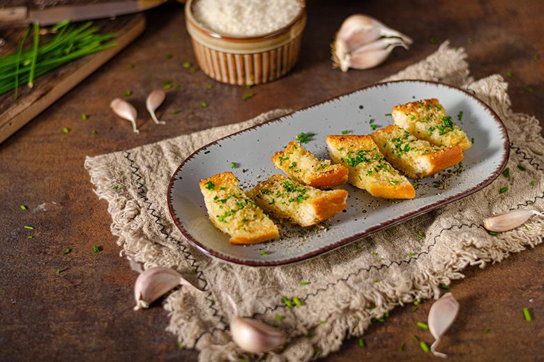 Käse-Knoblauch-Confit-Brot