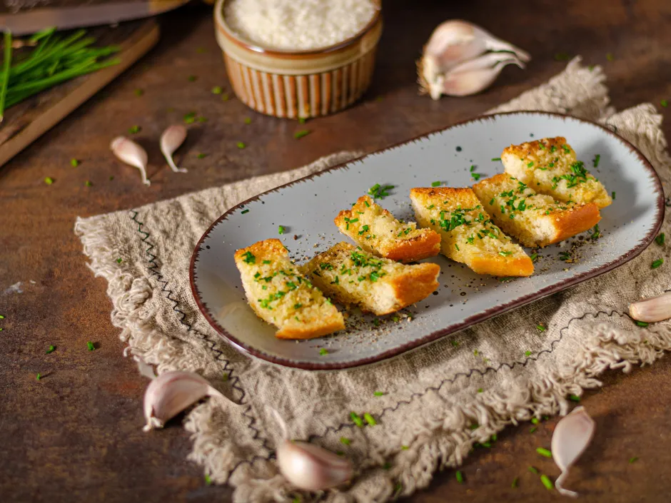 Käse-Knoblauch-Confit-Brot