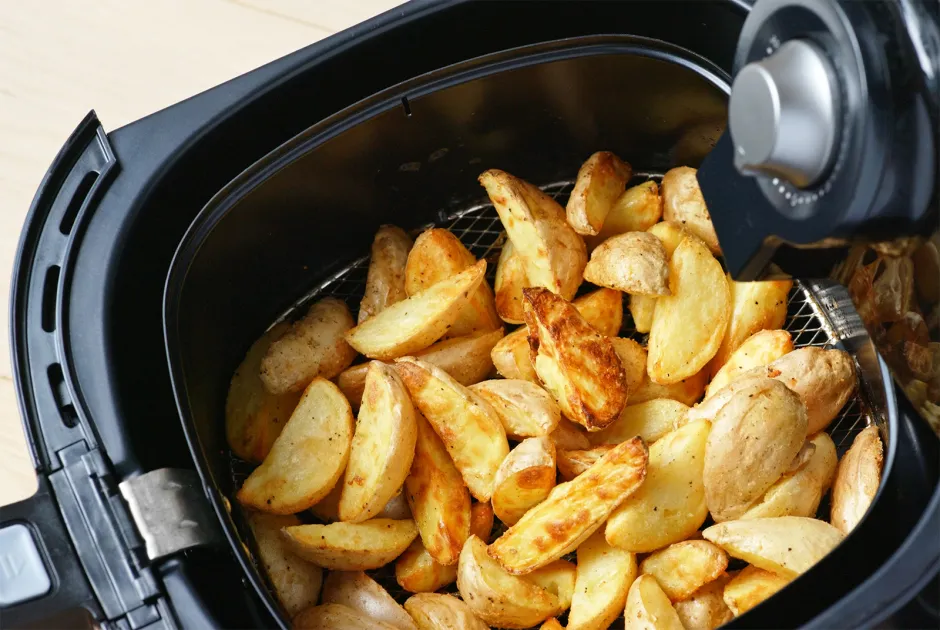 Bratkartoffel aus der Hei&szlig;luftfritteuse