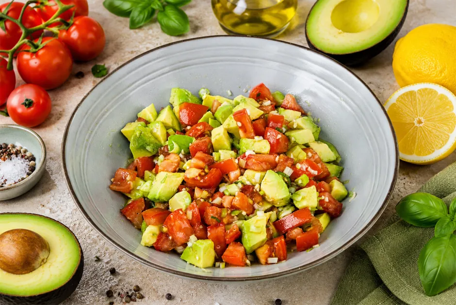 Tomaten-Avocado-Salat