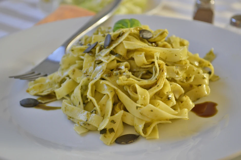 Kern&ouml;lpesto