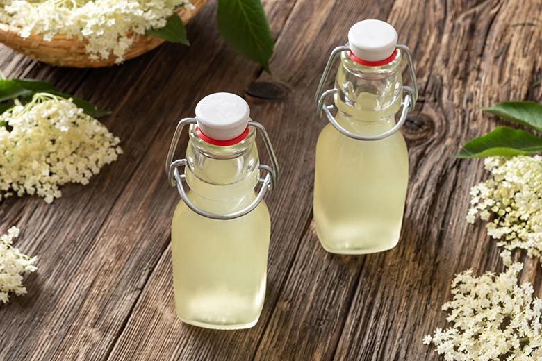 Holunderblütensirup