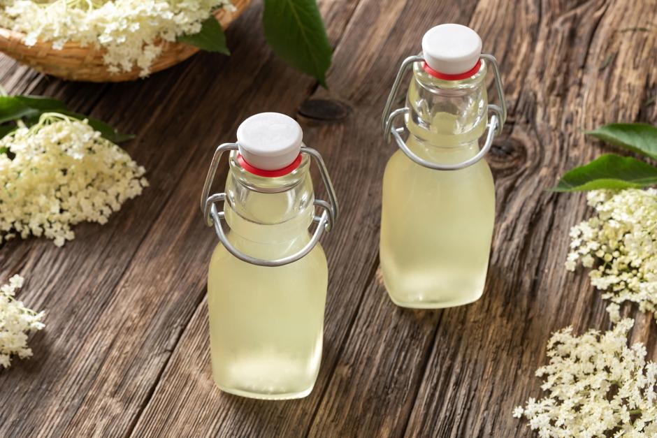 Holunderblütensirup