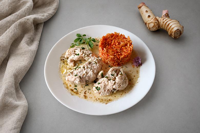 Hühnerbrustfilet mit Reis aus dem Campingbackofen