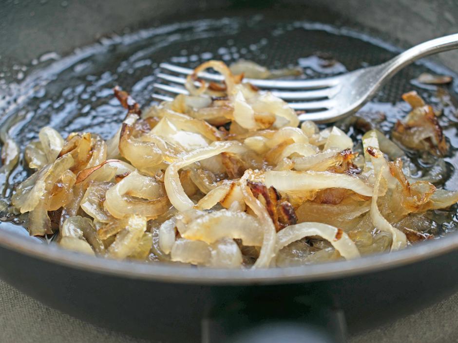 Zwiebel-Karamel-Sauce