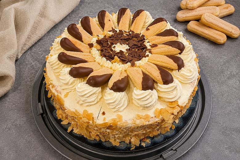 Malakoff-Torte mit Haselnusscreme