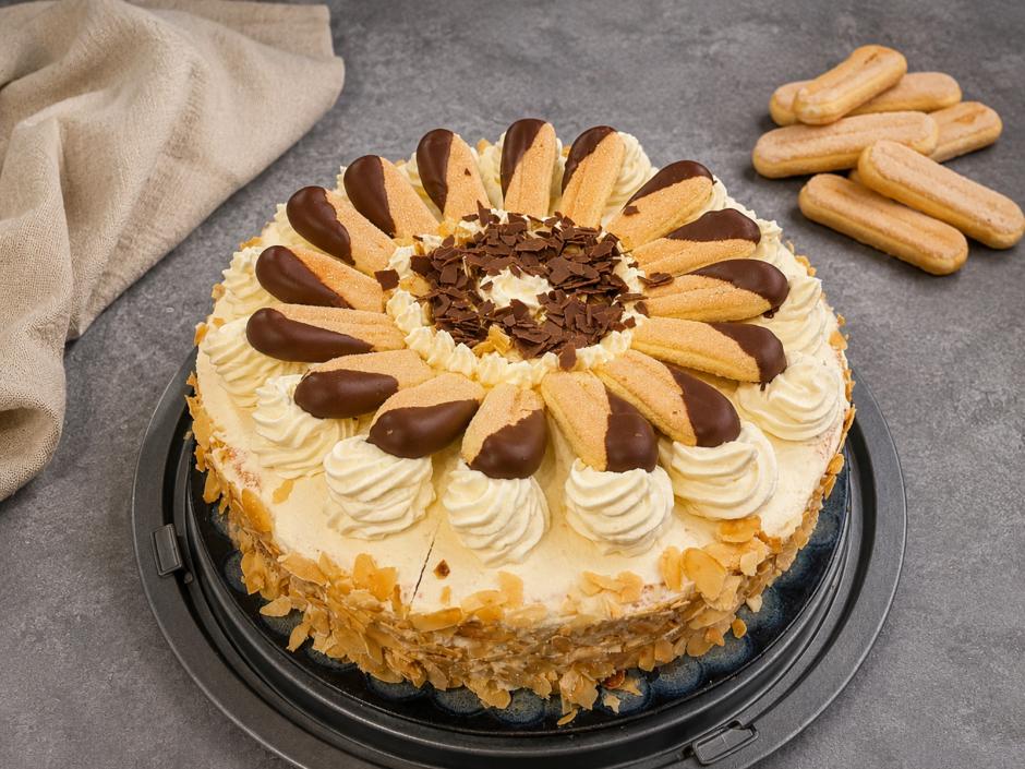 Malakoff-Torte mit Haselnusscreme