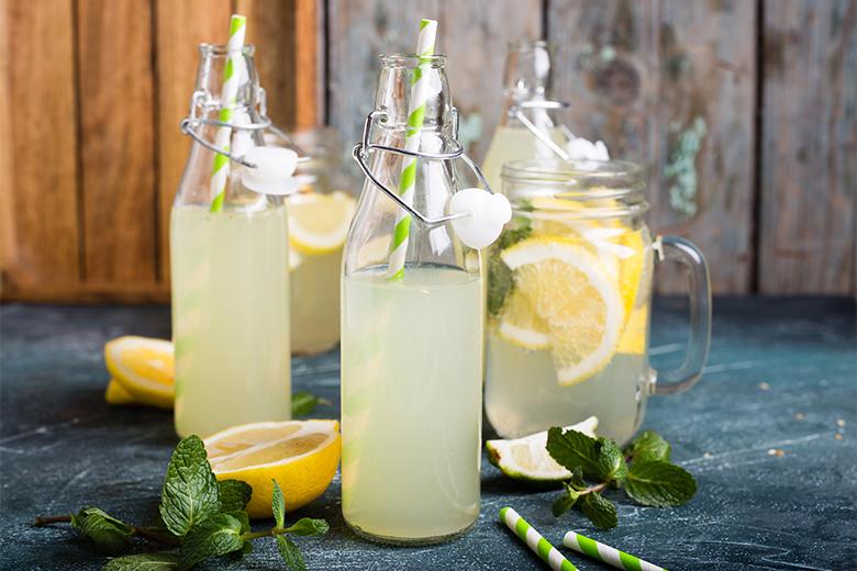 Holunder-Minze-Sirup