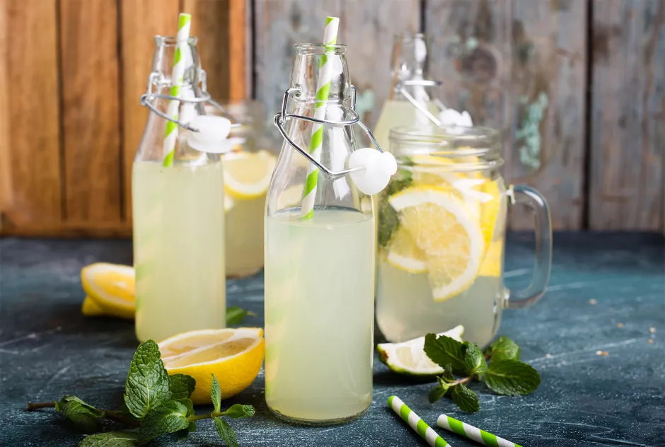 Holunder-Minze-Sirup
