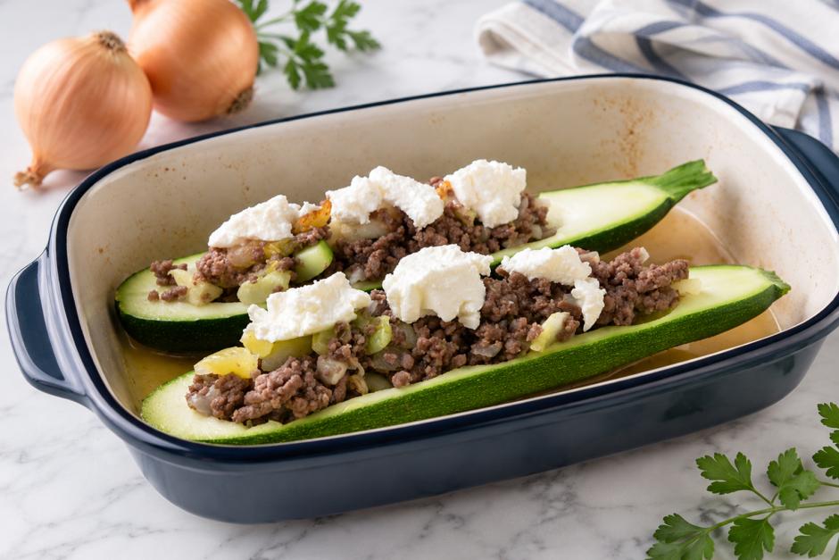 Gefüllte Zucchini mit Faschiertem