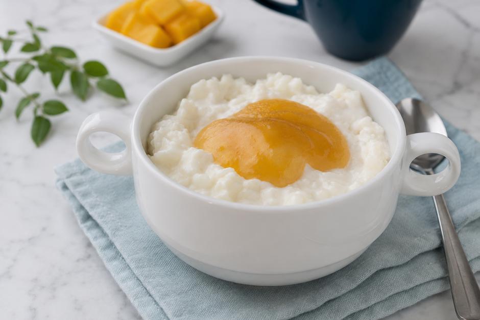 Milchreis mit Kokos und Mangosauce
