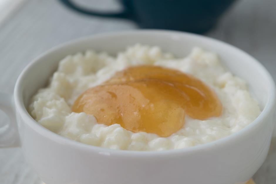 Milchreis mit Kokos und Mangosauce