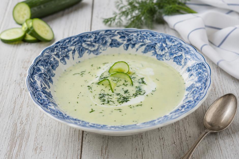 Omas Gurkensuppe