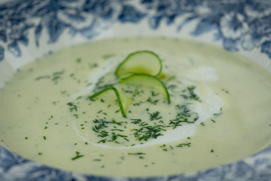Omas Gurkensuppe
