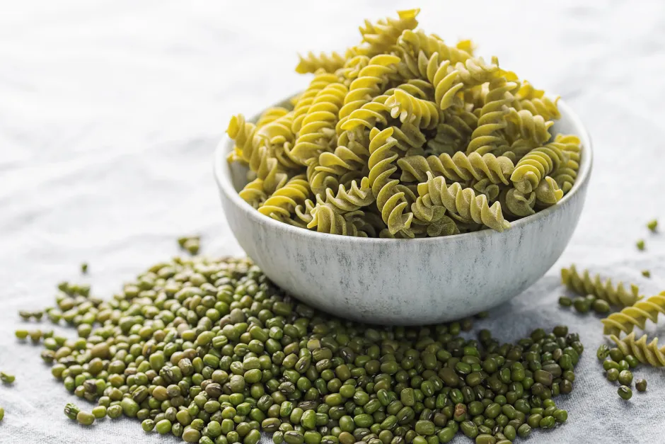 Low-Carb Mungobohnen-Nudelteig