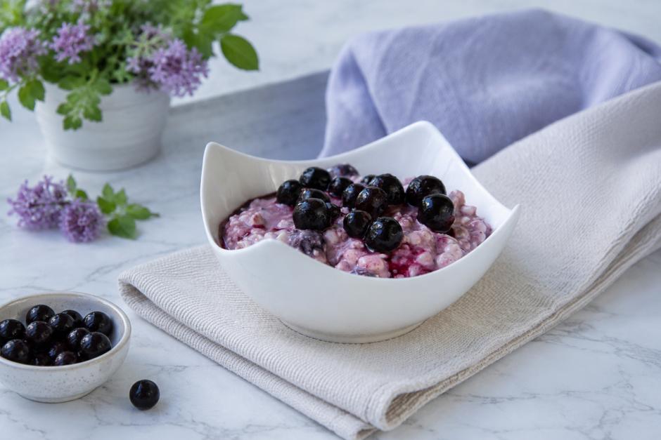 Hüttenkäse mit Heidelbeeren