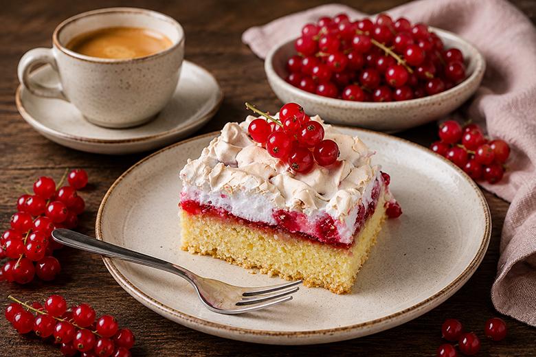 Einfacher Ribisel-Schaum-Kuchen