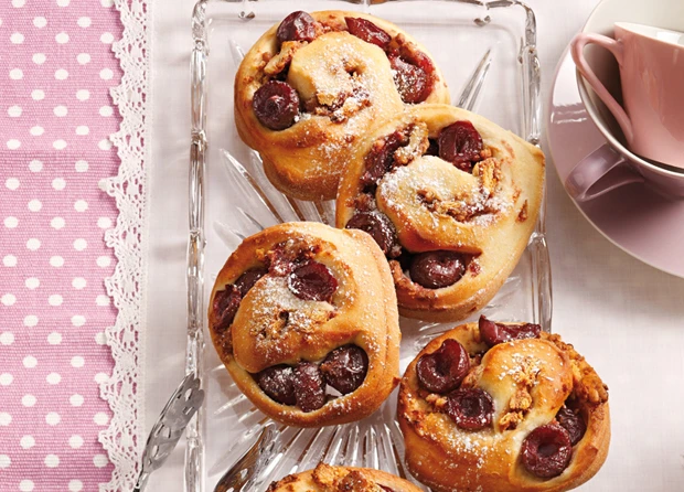 Kirschschnecken mit Zimt