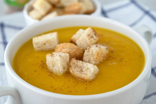 Orangen-Karotten Suppe