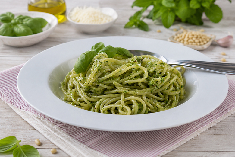 Minz-Basilikum-Pesto