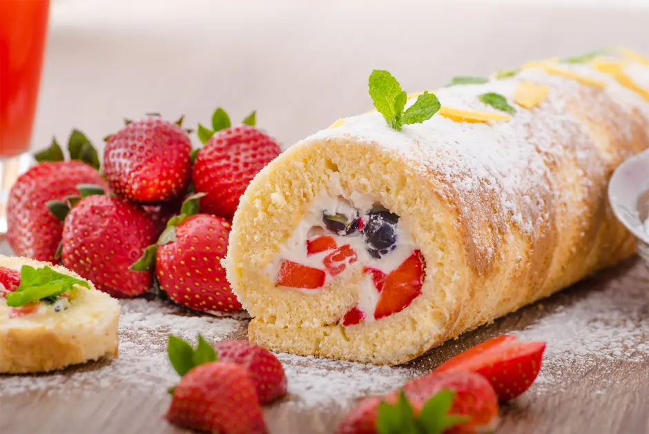 Omas Erdbeerroulade