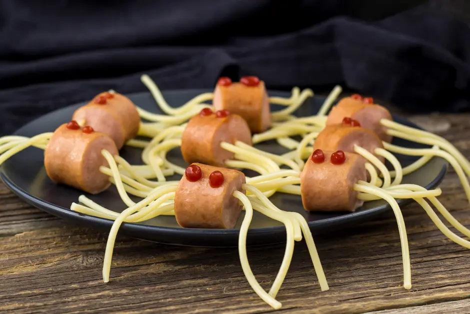 Halloween-Spinnen-Würstel