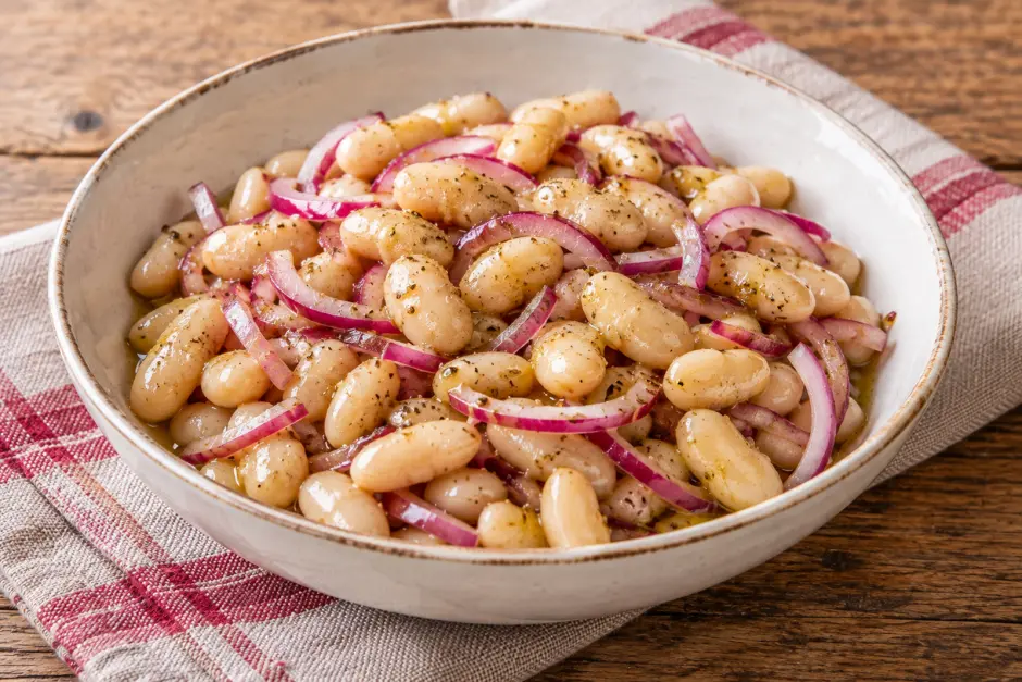 Wei&szlig;er Bohnensalat