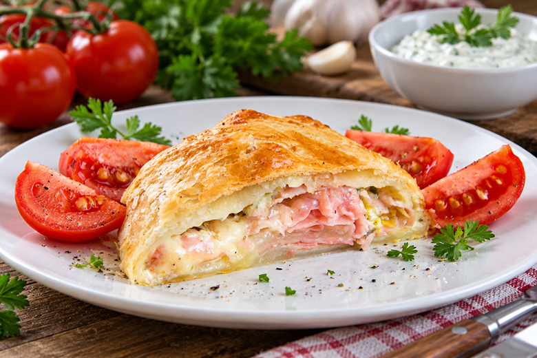 Schinken-Käse-Strudel