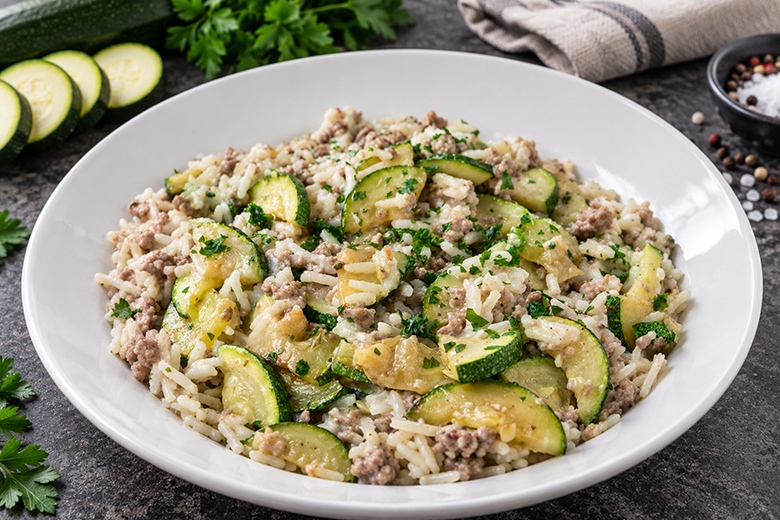 Zucchinipfanne mit Faschiertem