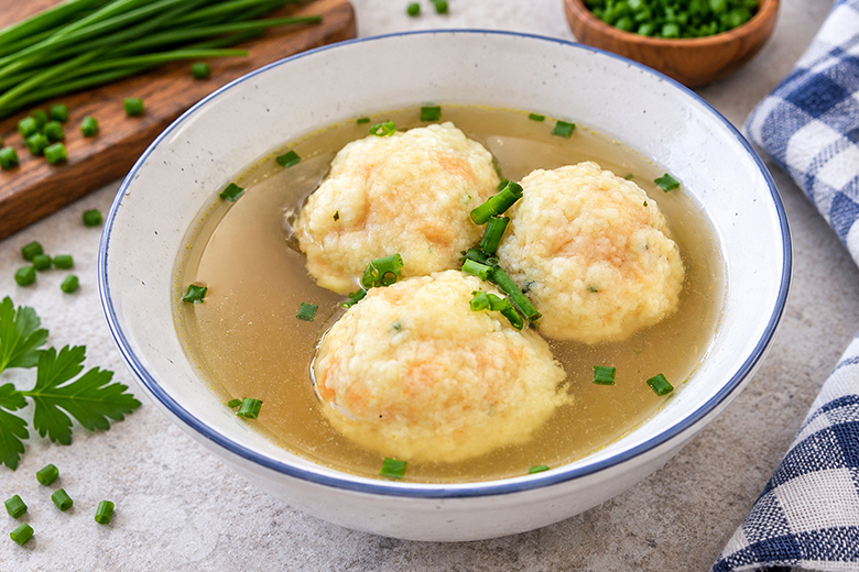 Butterknödelsuppe