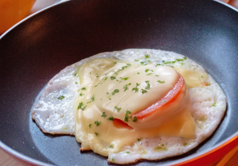 Käse-Spiegelei