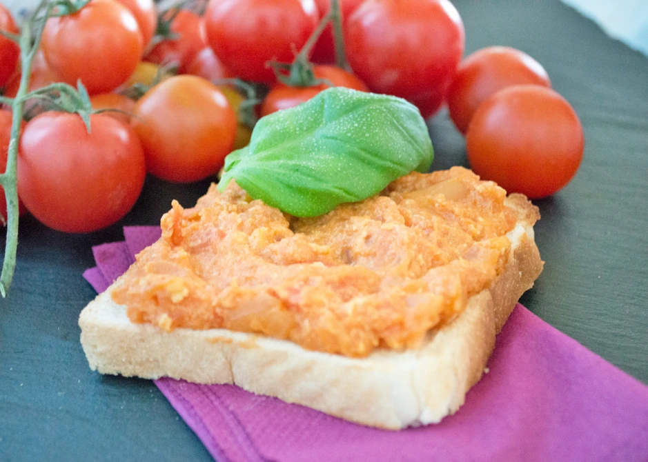 Warmer Tomatenaufstrich