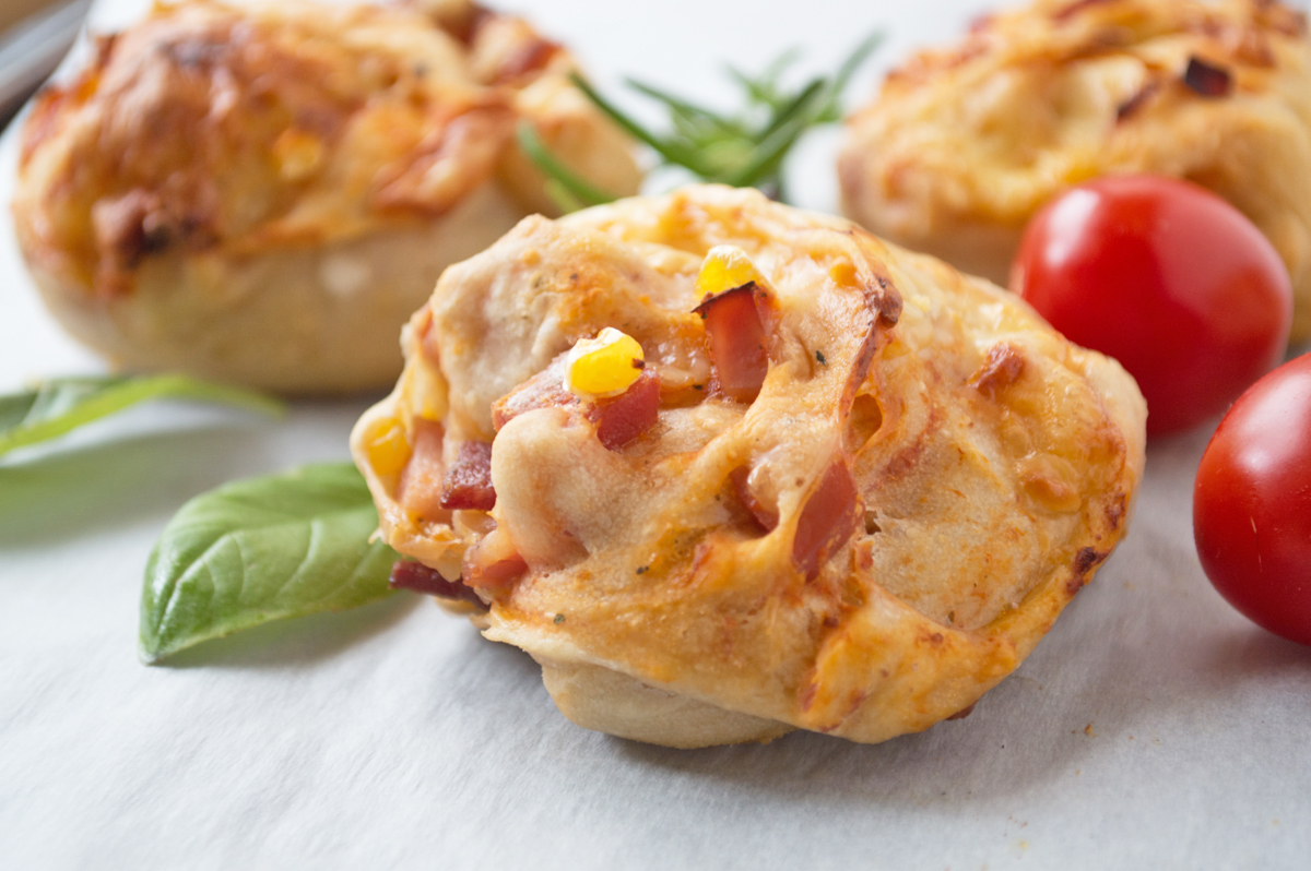 Pizzaschnecken pikant - Rezept | GuteKueche.at