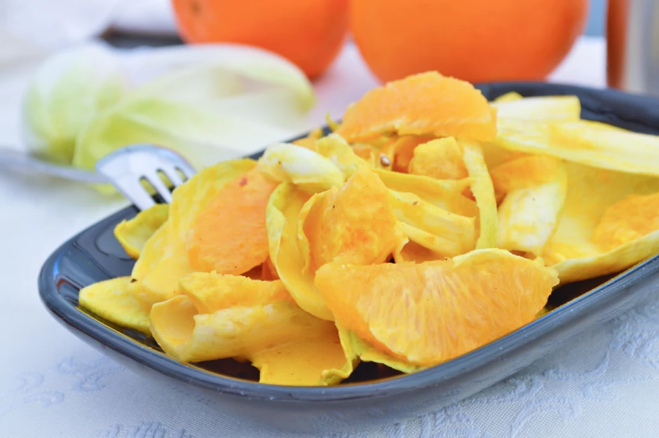Chicor&eacute;e-Orangensalat