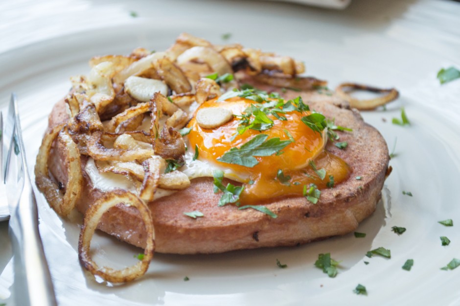 Gebackener Leberkäse