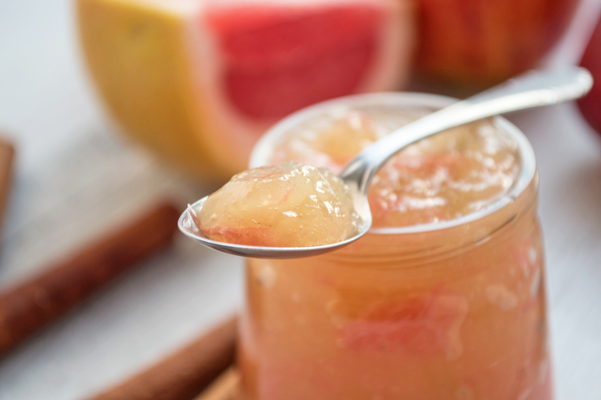 Grapefruit-Apfel-Zimt-Marmelade - Rezept | GuteKueche.at