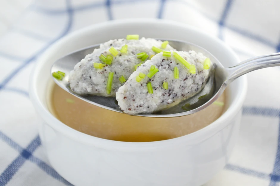 Mohn-K&auml;se-Nockerl