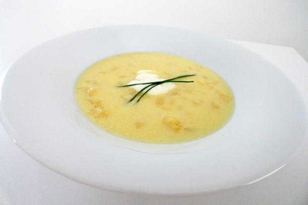 Erfrischende Schnittlauch-Erdäpfel-Cremesuppe