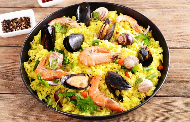 Paella mit Meeresfrüchten