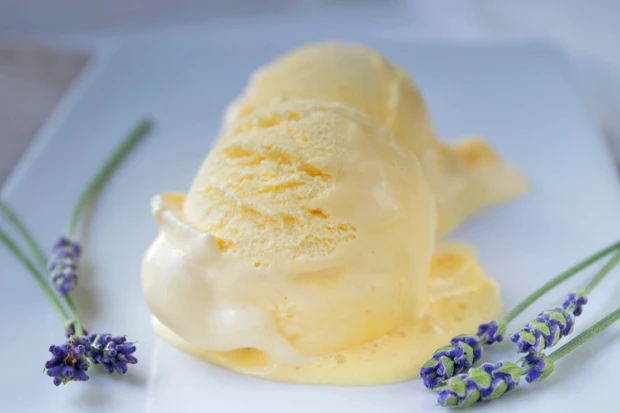 Lavendeleis