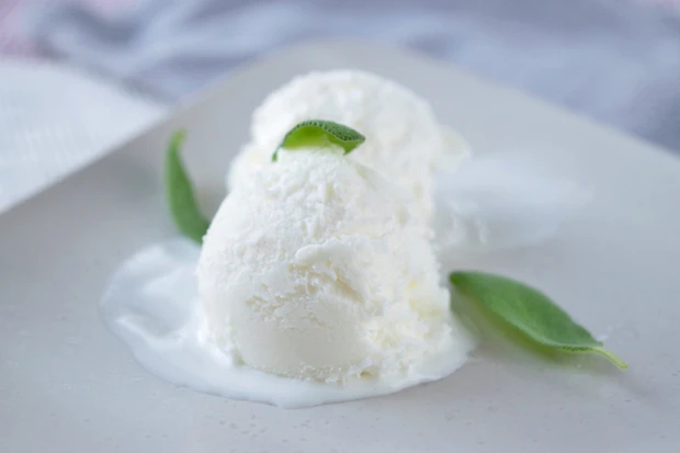 Salbei-Eis
