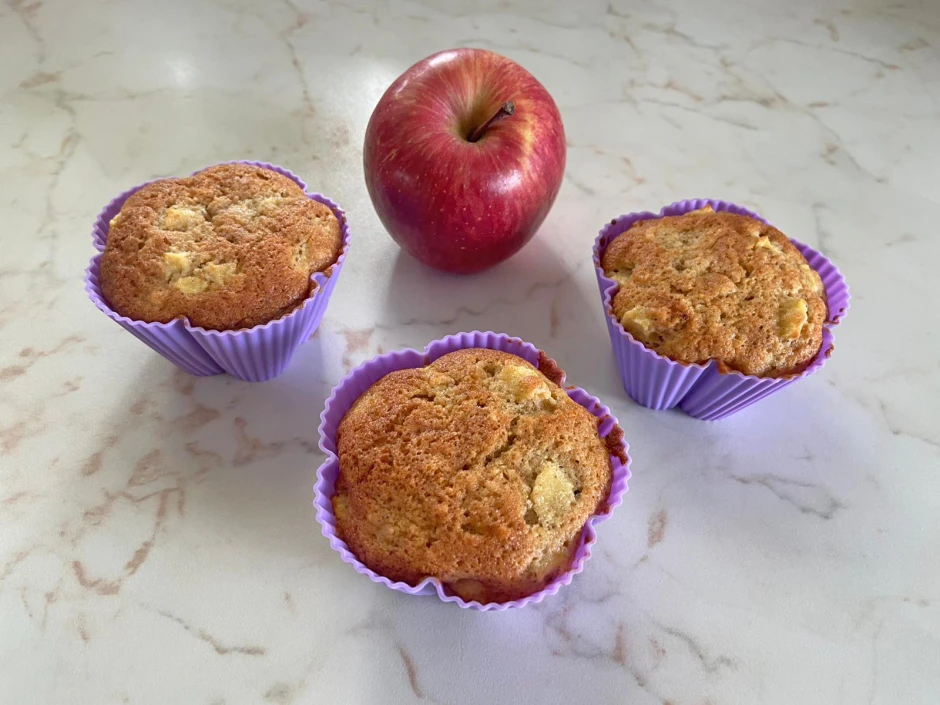 Apfel-Haselnussmuffins