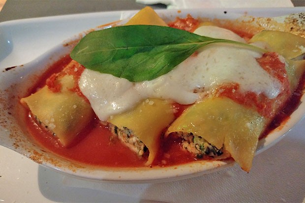 Spinat-Dinkel Cannelloni mit Ricotta