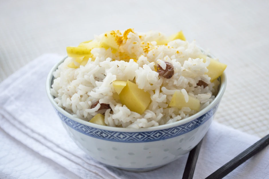 Apfelrisotto mit Rosinen