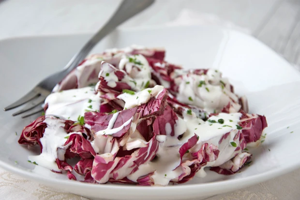 Radicchio-Salat mit Gorgonzola